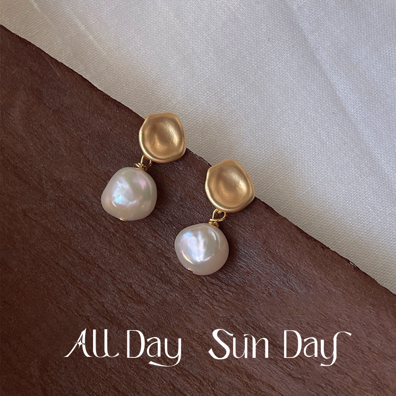 Baroque Pearl Earrings